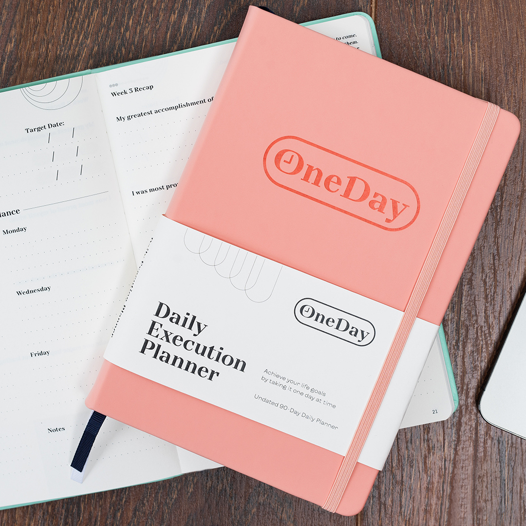 Close Up Daily Execution Planner - Pink.